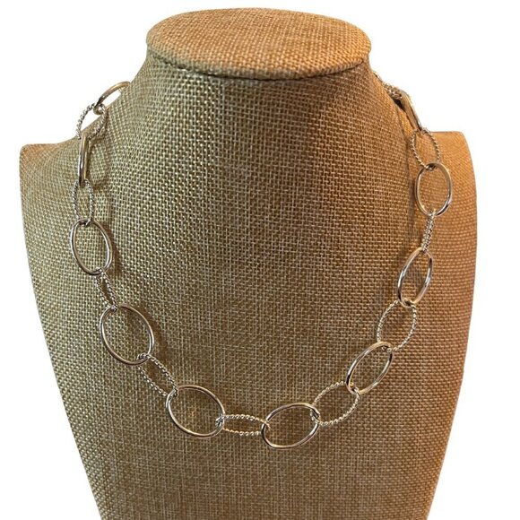 Silver Loop Necklace - Picture 1 of 3